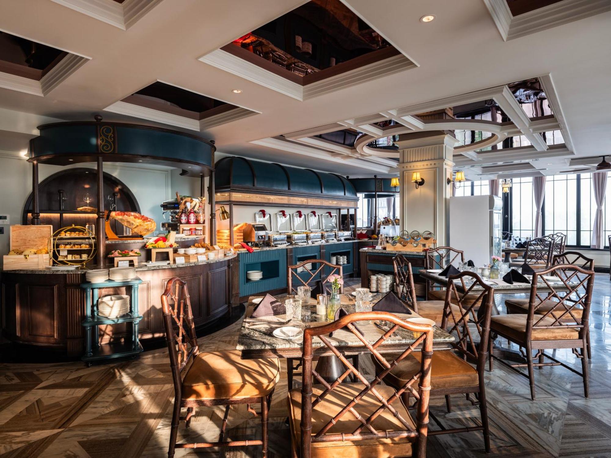 Grand Hotel Du Lac Ανόι Εξωτερικό φωτογραφία The restaurant